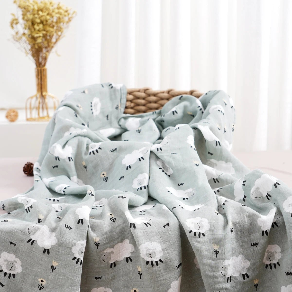 couverture emmaillotage bebe legere moutons