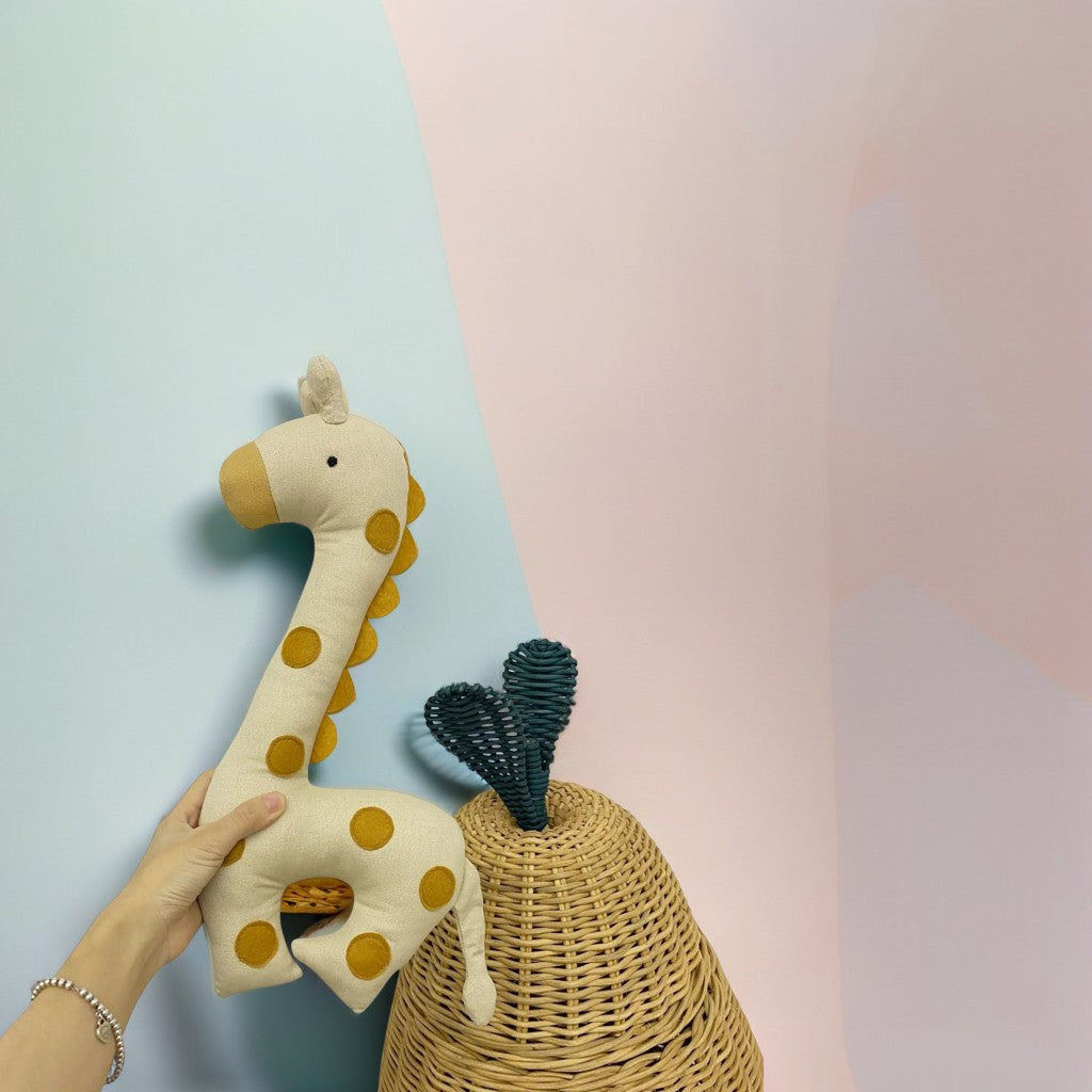 doudou-girafe-brune