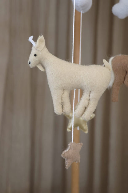 Mobile lit Bébé Ferme | Création Belge Vache, Cheval et Mouton Fait Main™