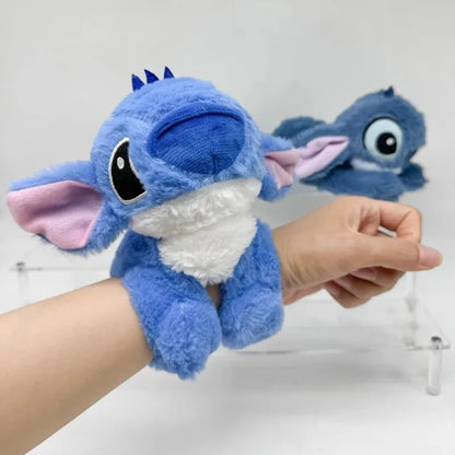 Peluche Stitch | Tour de bras amical™