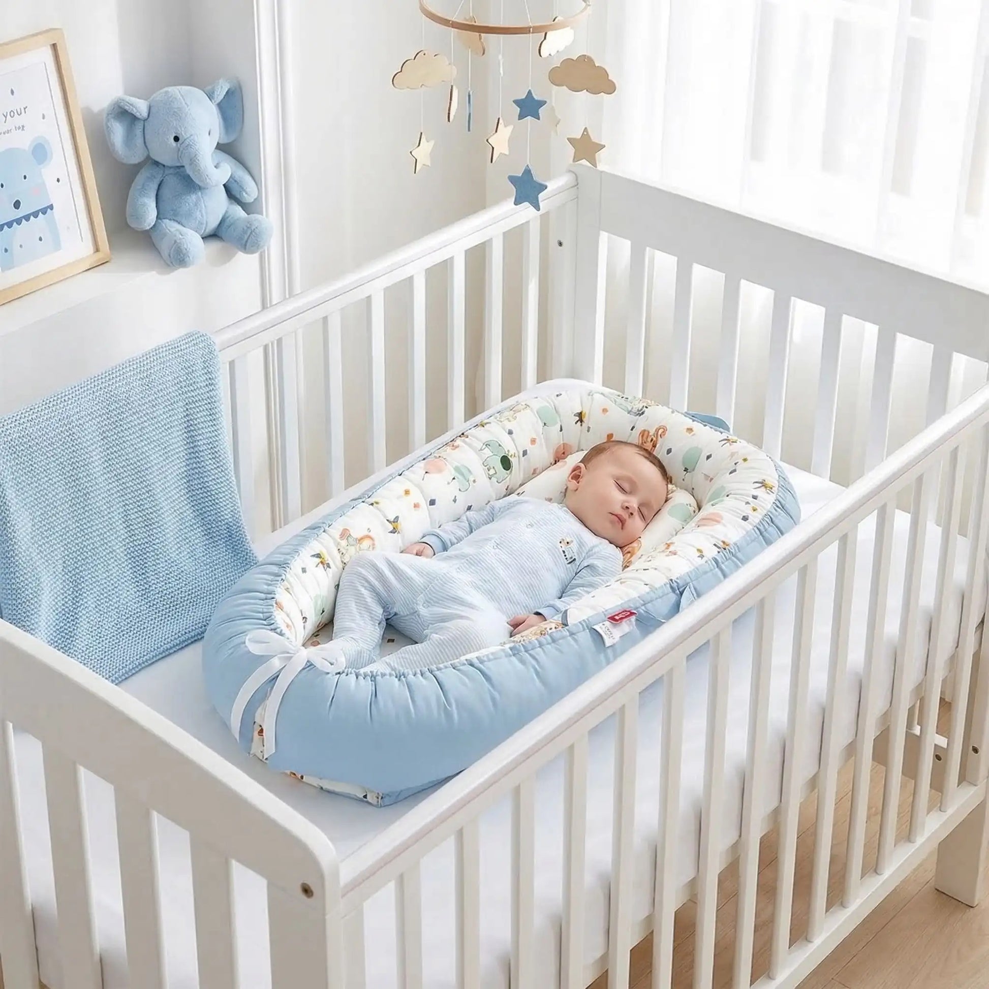 cocon pour bebe bleu pour faciliter endormissement