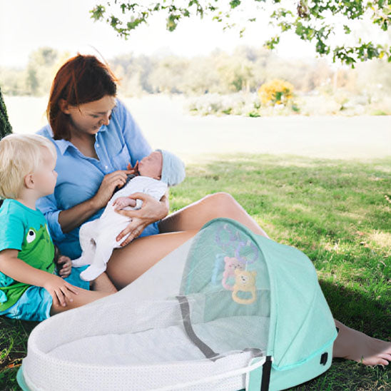 cocon-pour-bebe-voyage-pliable-vert