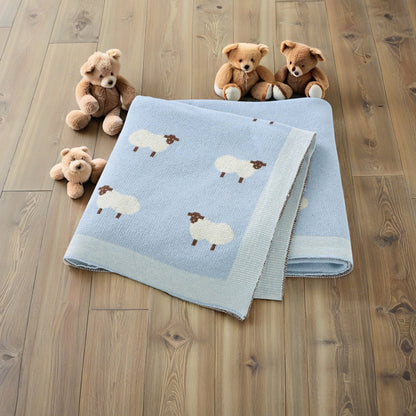 couverture-bébé-moutons-bleu