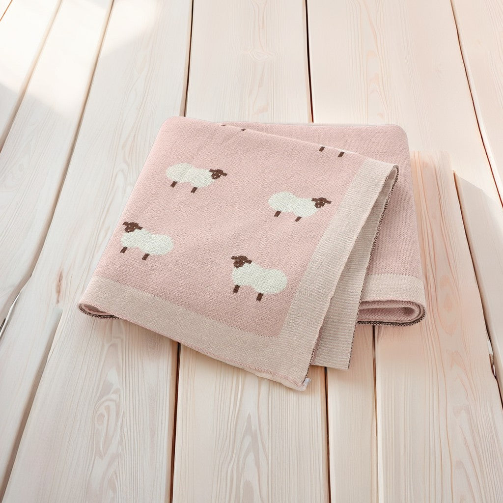 couverture-bébé-moutons-rose