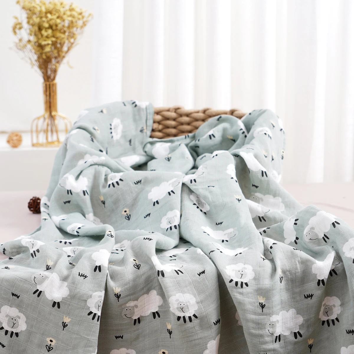 couverture emmaillotage bebe legere moutons