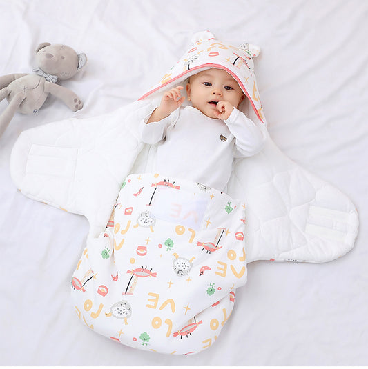 bebe dans gigoteuse emmaillotage coton été
