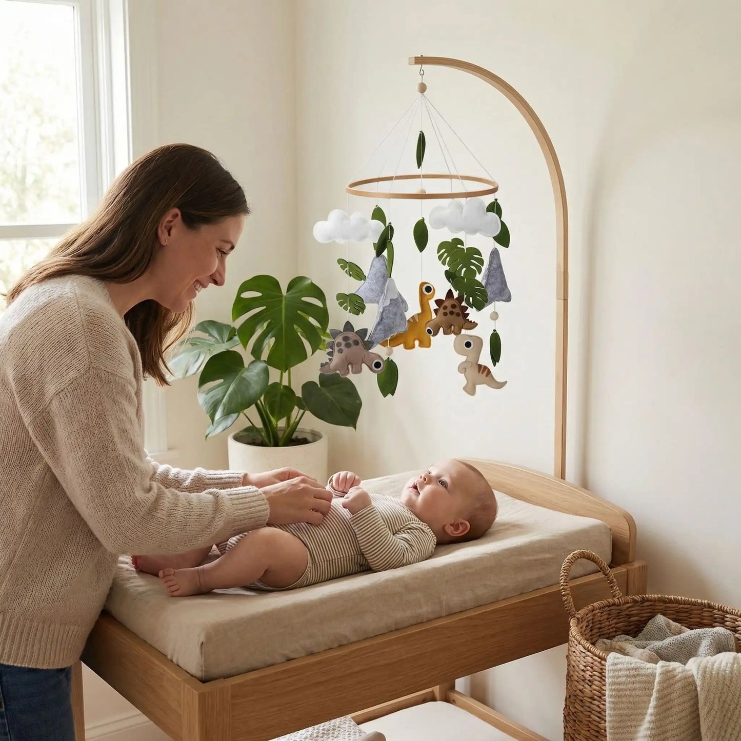 mobile bebe dinosaures feutre