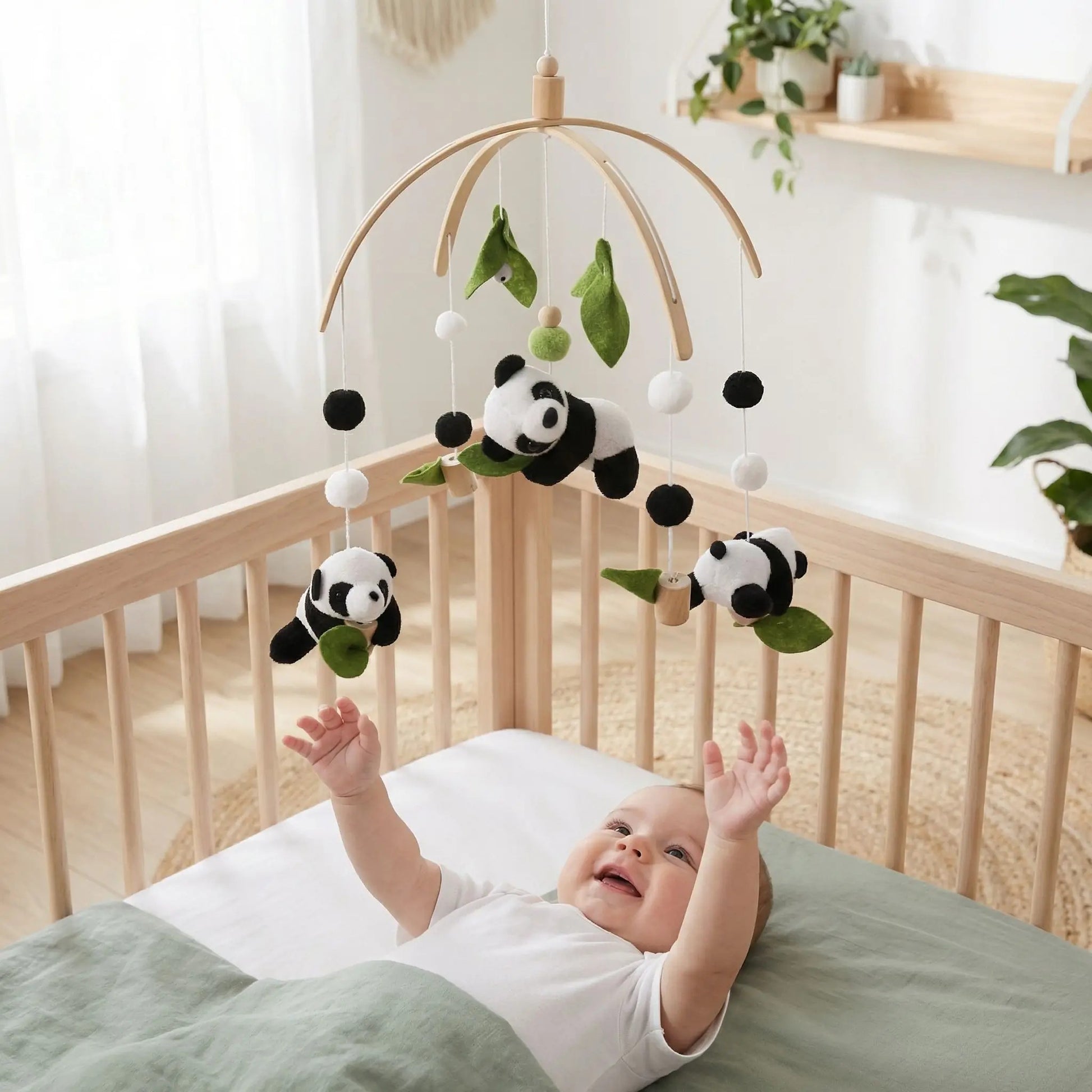 mobile bebe noir blanc panda