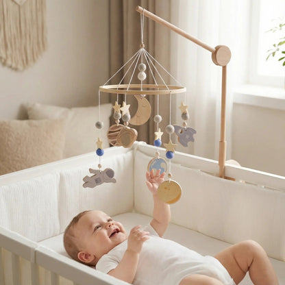 mobile en bois bebe musical garcon