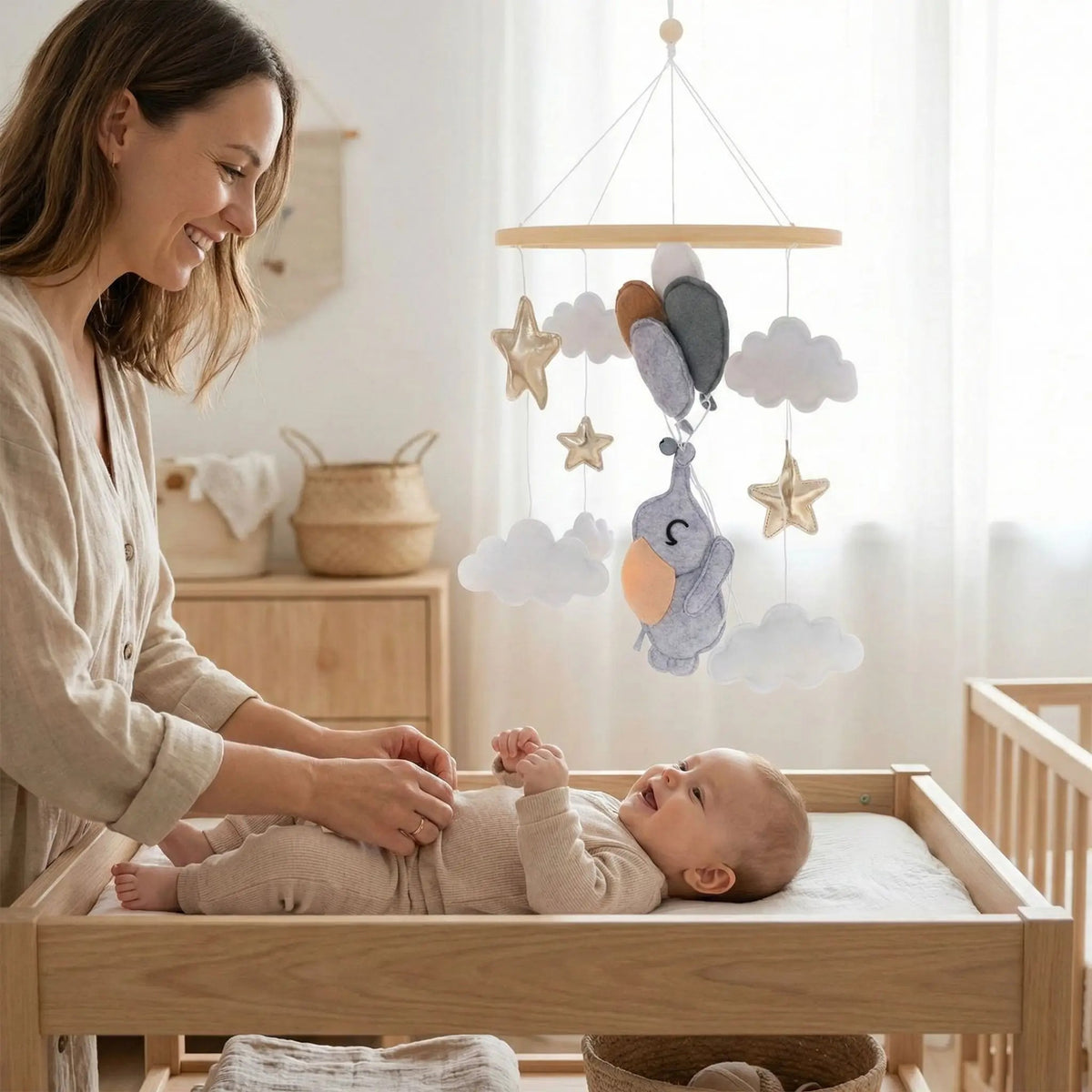 mobile pour bebe etoile elephant gris