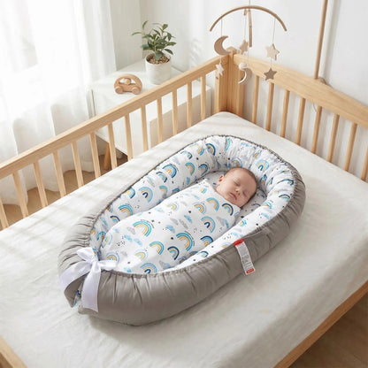 nid bebe 0-8 mois arc en ciel