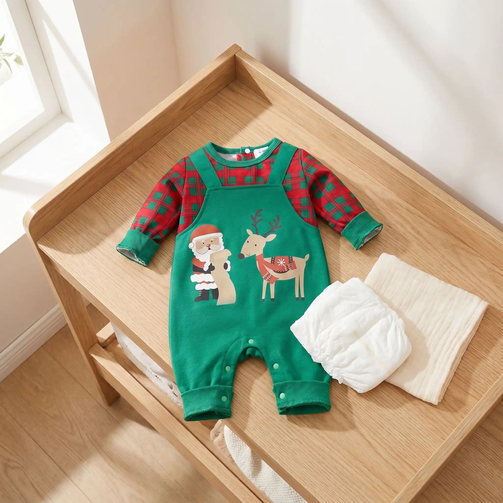 pyjama barboteuse bébé motif renne et père noël