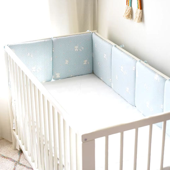 Tour de lit bébé / Protège lit déco™ - Petitpasmaman