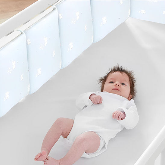 Tour de lit bébé / Protège lit déco™ - Petitpasmaman