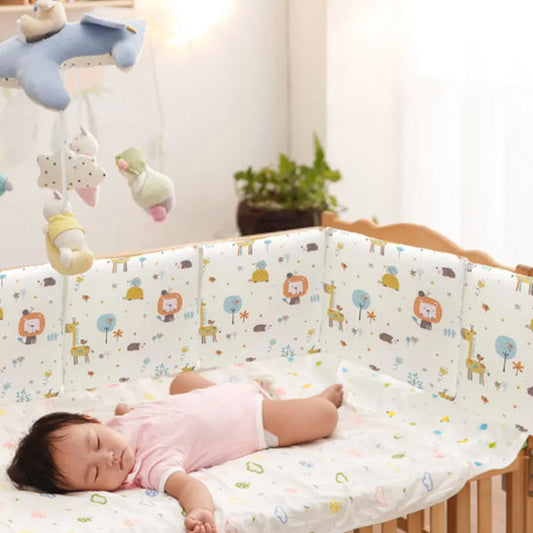 Tour de lit bébé / Protège lit déco™ - Petitpasmaman