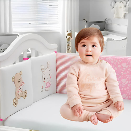 tour-de-lit-bebe-rose-fille