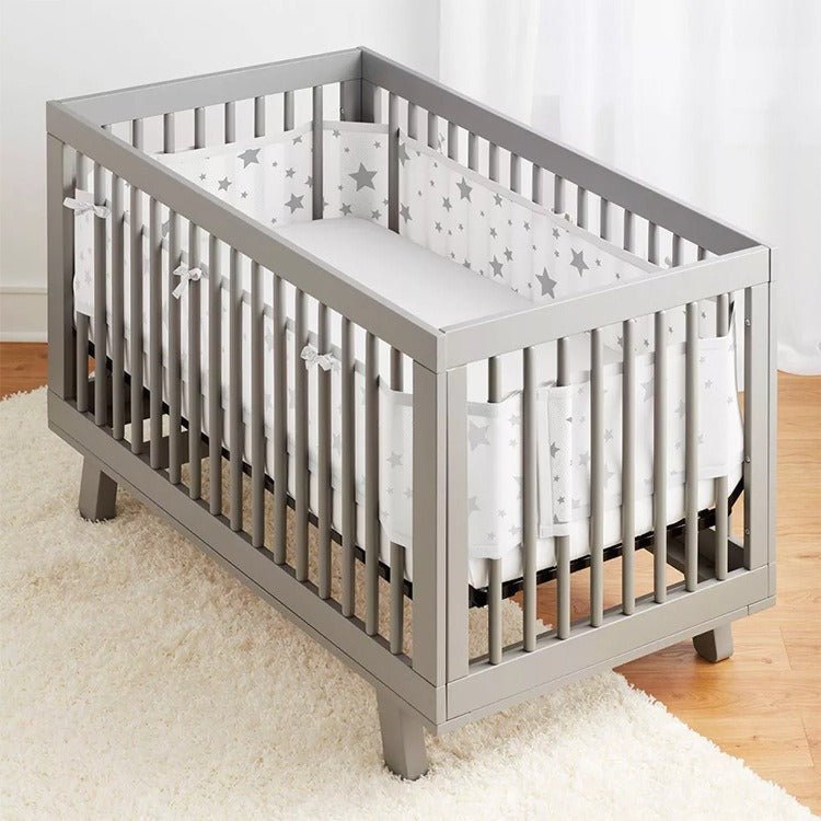 tour de lit respirant bébé en maille respirante blanc et gris étoile