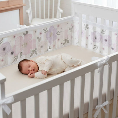 tour de lit respirant pour bebe qui se cogne contre les barreaux