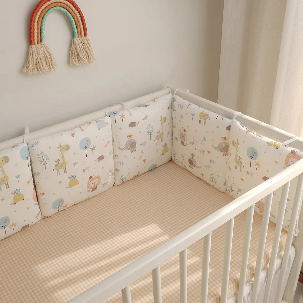 Tour de lit bébé / Protège lit déco™ - Petitpasmaman
